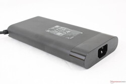 230 W-os hordó AC adapter