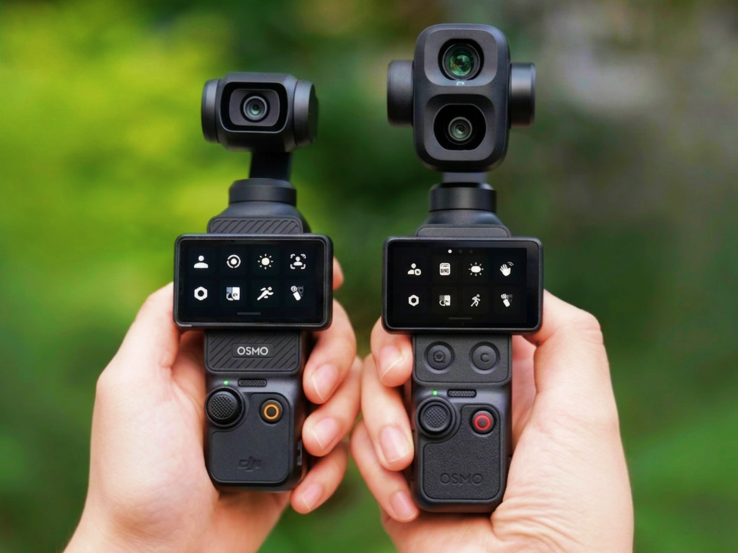 Osmo Pocket 3 (balra) az Osmo Pocket 4P (jobbra) mellett.