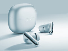 A Redmi Buds 8 Pro a három globális megjelenési szín egyikében.