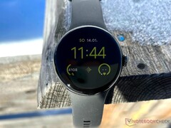 A Pixel Watch 4 egy kiszivárgás szerint új SOS funkciókat, valamint új funkciókat kínál majd a fitnesz szerelmeseinek. (Kép forrása: Notebookcheck)