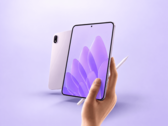 Oppo Pad Mini Matte Display Edition elöl- és hátulnézetből, érintőtollal