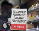Kibertámadásról szóló közlemény egy francia szupermarketben