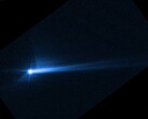 A NASA DART űrszondája által szándékos becsapódás után a Dimorpho felszínéről felrobbantott törmeléket ábrázoló kép (Kép forrása: NASA, ESA, STScI és Hubble; vágott kép)