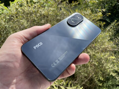 A Xiaomi Poco F7 HyperOS 2.0-n fut, és mindenhol reklámok vannak. De kikapcsolhatók.