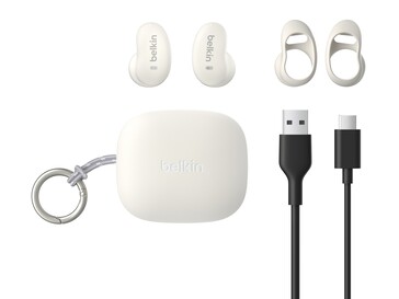 A SoundForm Anywhere fülhallgató dobozának tartalma. (Kép forrása: Belkin)