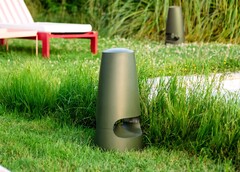 A Triangle legújabb kültéri hangszórója szürke és zöld színben kapható. (Kép forrása: Triangle)