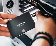 Egy modder a kissé régebbi SSD-ket játékkazettákká alakítja át.
