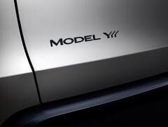 A 3 soros Y L modell nagyobb akkumulátorral érkezik. (Kép forrása: Tesla China/Weibo)