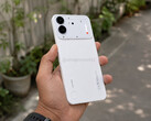 A hamarosan megjelenő Phone (4b) készülékről kiszivárgott kép.