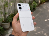A hamarosan megjelenő Phone (4b) készülékről kiszivárgott kép.