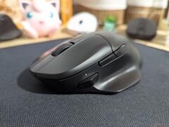 Keychron M7 8K gaming egér előre oldalsó gombja