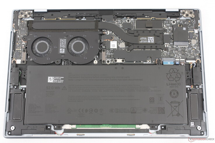 XPS 13 Wildcat alaplap. Csak az akkumulátor és az M.2 2242 SSD cserélhető