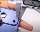 Zack Nelson tartóssági tesztelő szerint az iPhone 17 Pro "Scratchgate" valós és kizárólag a Apple's hibája. (A kép forrása: JerryRigEverything)