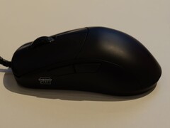 Az XTRFY M42V2 egy új, különösen kedvező árú egér