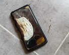 A Google Pixel 6a akkumulátora a frissítés ellenére is tűzveszélyes lehet. (Kép forrása: footymanageraddict, Reddit)