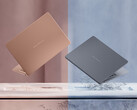 A Panther Lake ZenBook 14 OLED teljes feltöltés mellett akár 18 órányi internetes böngészést ígér. A képen: egy promóciós fotó, amely a laptop két színváltozatát mutatja be.