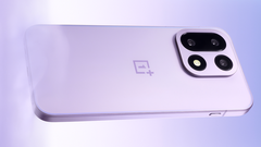 A OnePlus 15 ködlila színben. (Kép forrása: OnePlus, szerk.)
