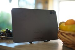 A Teclast T65 elég nagy, és számos olyan funkciót kínál, amelyek általában sokkal drágább tableteken találhatók