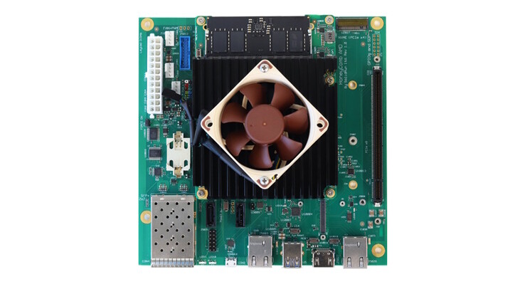 A V3000 ATX tápegységgel is működtethető (Kép forrása: SolidRun)