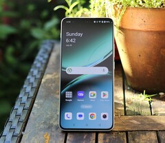 OnePlus Nord 5 lesz egy Qualcomm SoC, mint a OnePlus Nord 4 itt látható (kép forrása: Notebookcheck)