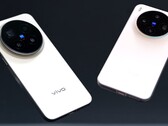 A Vivo X300 Pro és a Vivo X300 utódmodelljei lassan körvonalazódnak: a Vivo X500 Pro Max és a Vivo X500.