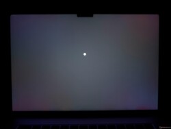 Alig van háttérvilágítás vérzés