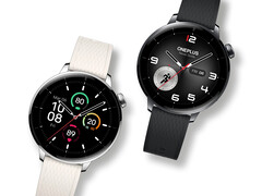 A 43 mm-es Watch 3 ára 299,99 dollár. A képen: az okosóra két színváltozata. (Kép forrása: OnePlus)