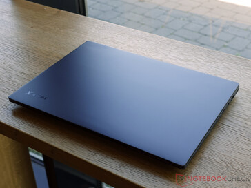 Az Acer Swift X 14 AI karcsú váza (Kép forrása: Notebookcheck)