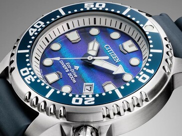 Citizen BN0167-09W közeli kép a számlapról