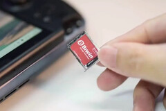 A Biwin Mini SSD PCIe SSD sebességet ígér MicroSD méretű csomagolásban (Kép forrása: GPD)