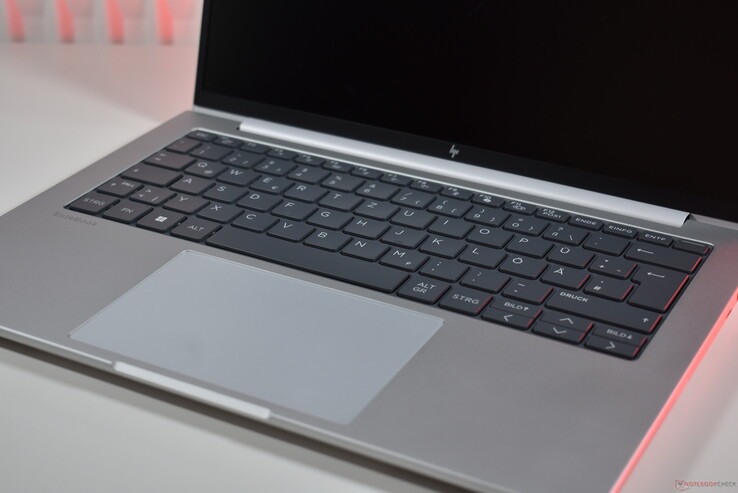 HP EliteBook 8 G1a 14: billentyűzet
