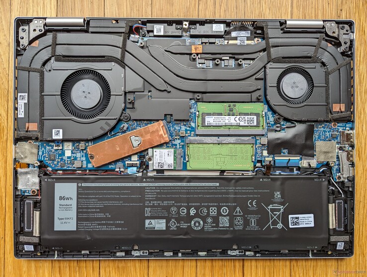 Inspiron 16 Plus 7630 összehasonlításképpen
