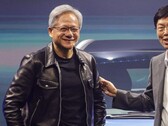 Jensen Huang a Tom Ford bőrdzsekijében Tajpejben