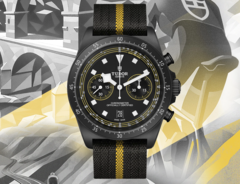 A Tudor Pelagos FXD Chrono Yellow (a képen) egy saját fejlesztésű 43 mm-es, matt felületű, matt karbon-kompozit tokkal rendelkezik. (Kép forrása: Tudor)
