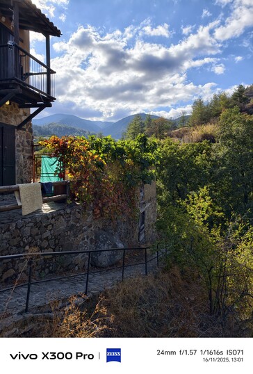 Vivo X300 Pro 24 mm alapértelmezett beállítás.