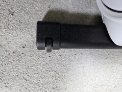 A mini tréner könnyen manőverezhető a keresztrúd görgőinek köszönhetően