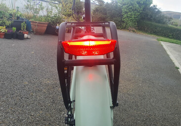 Hátsó lámpa a Touroll B2 e-bike-on
