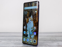 A Xiaomi végre kiterjeszti a stabil HyperOS 3 bevezetését a Redmi Note 14 sorozatra. (Kép forrása: Daniel Schmidt / Notebookcheck)