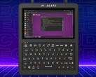 A Pi Slate akkumulátorral, billentyűzettel és érintőképernyővel rendelkezik