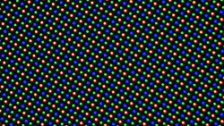 Az OLED kijelzők egy RGGB alpixel mátrixon alapulnak, amely egy piros, egy kék és két zöld fénykibocsátó diódából áll.