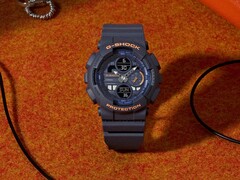 A Casio G-Shock GMA-S140-2A (a képen) és GMA-S140-7A karórák Japánban megjelentek. (Kép forrása: Casio)