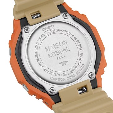 Maison Kitsuné márkajelzés a hátsó tokba gravírozva. (Kép forrása: Casio US)