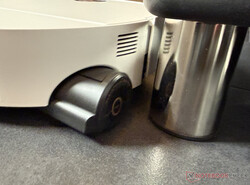 A kihúzható hengeres felmosórongy gyakorlatilag perem nélküli tisztítást biztosít.