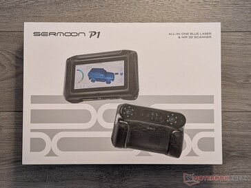 A Sermoon P1 kiskereskedelmi csomagolása.