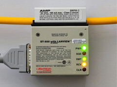 Cabletron ST-500 „vampire tap” 10BASE5 Ethernet-kábelcsatlakozó