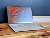 Asus ExpertBook Ultra felülvizsgálat: Az Intel Panther Lake X7 egy pokoli debütálása