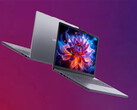 A Lenovo jelenleg Cosmic Blue és Luna Grey kivitelben értékesíti az IdeaPad Slim 3-at.