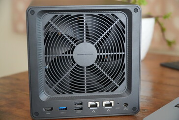 Az Ugreen NASync DXP4800 GT visszatért