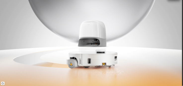 A Roborock Qrevo Curv 2 Flow robotporszívó és felmosó. (Kép forrása: Roborock)