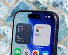 A képen látható iPhone 17 Pro utódja kisebb lyuknyílást kaphat (Kép forrása: Notebookcheck)